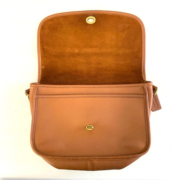 Vintage Coach City Bag British Tan Leather Shoulder Bag #9790 Made in USA 1996 - Picture 10 of 17